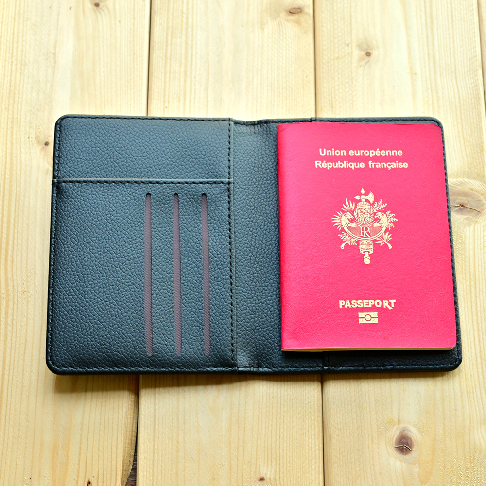 معدن الروسية الوطنية شعار غطاء - مراجعة Travel Accessories Wallet وسعره