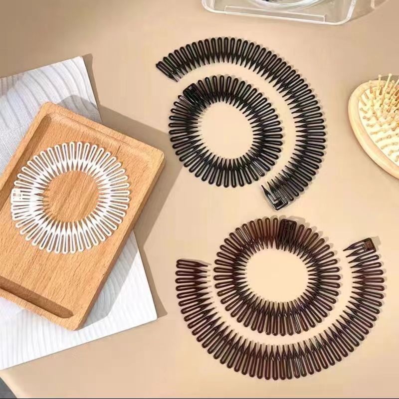 مشط مرن مطاطي بلاستيكي دائري ب - مراجعة Travel Accessories Aesthetic وسعره